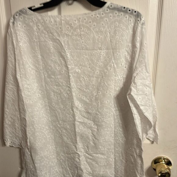 White blouse size 2xl. NWOT - Picture 6 of 6